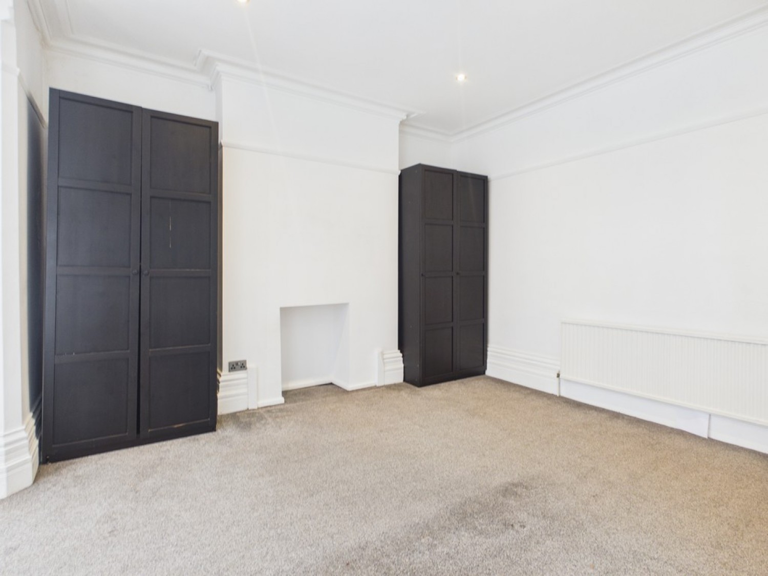 6 bedroom House for Sale Ashleigh Road, Leicester