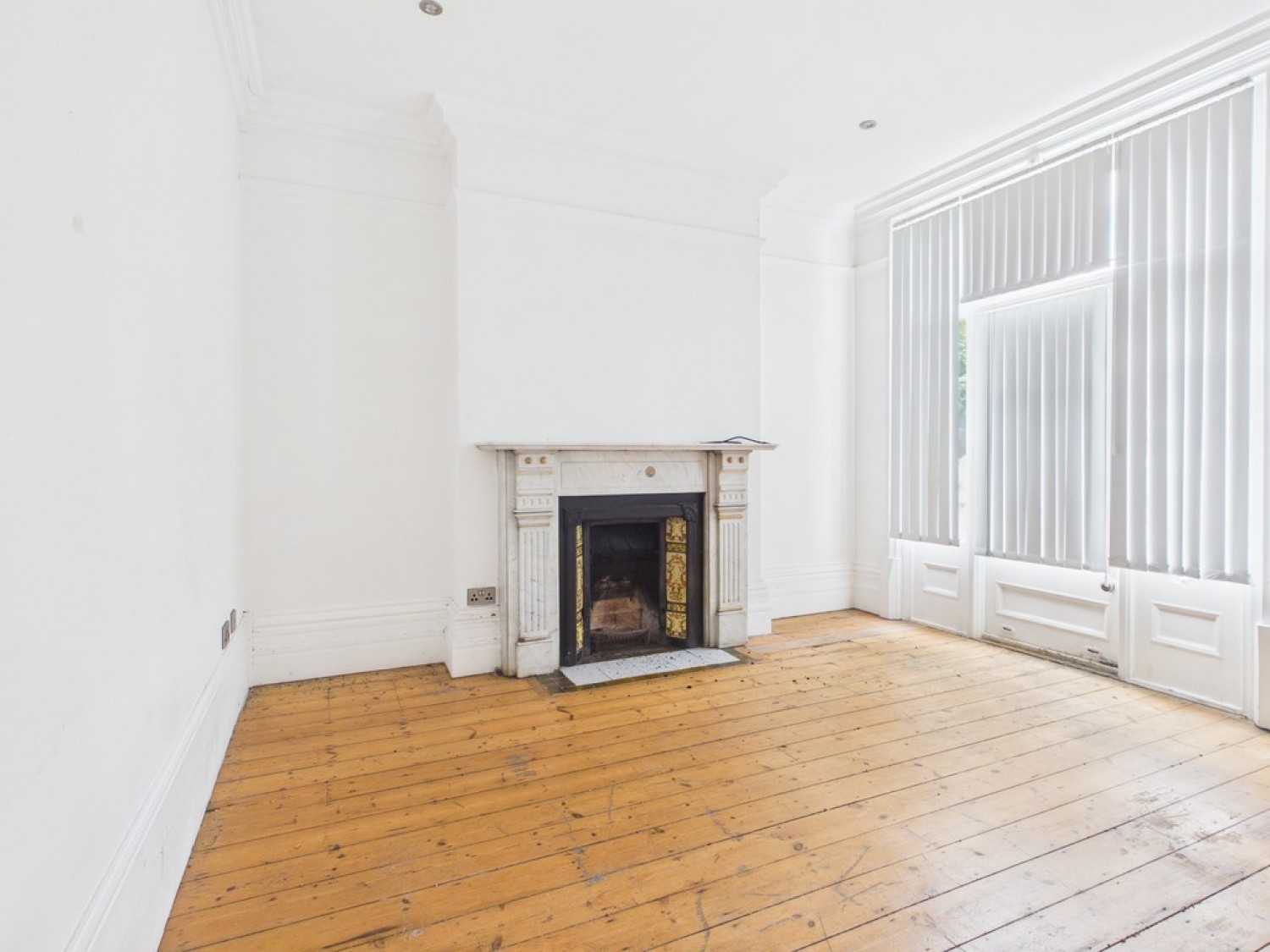 6 bedroom House for Sale Ashleigh Road, Leicester