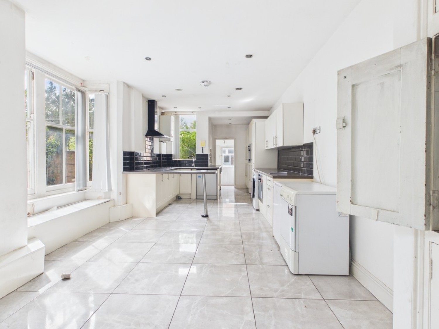 6 bedroom House for Sale Ashleigh Road, Leicester