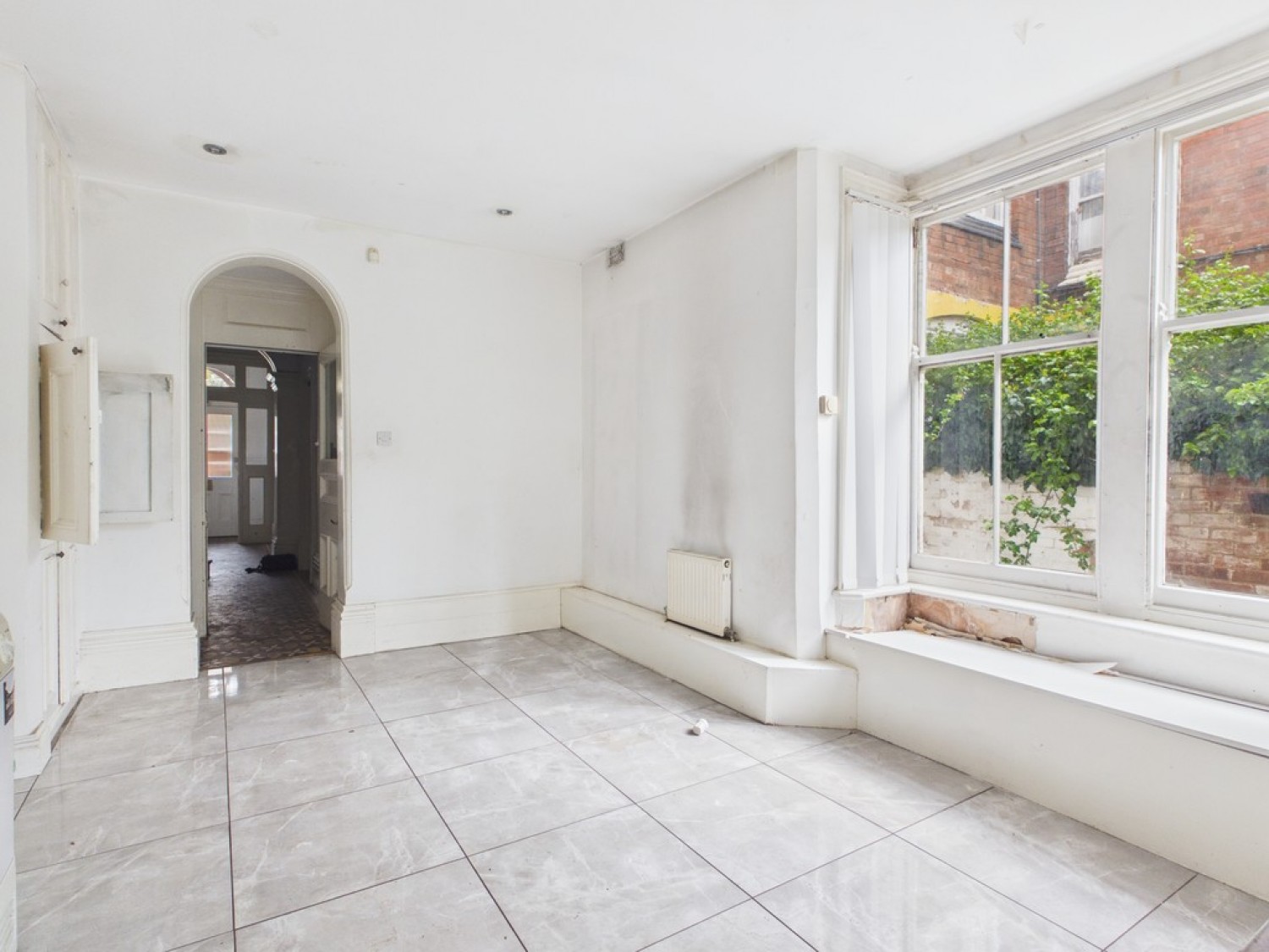 6 bedroom House for Sale Ashleigh Road, Leicester