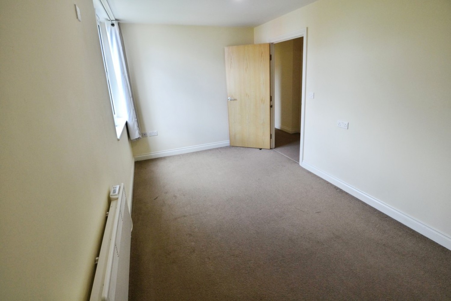2 bedroom Flat for Sale Watkin Road, Freemens Meadow, Leicester