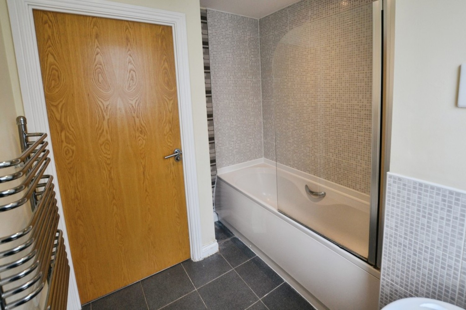 2 bedroom Flat for Sale Watkin Road, Freemens Meadow, Leicester
