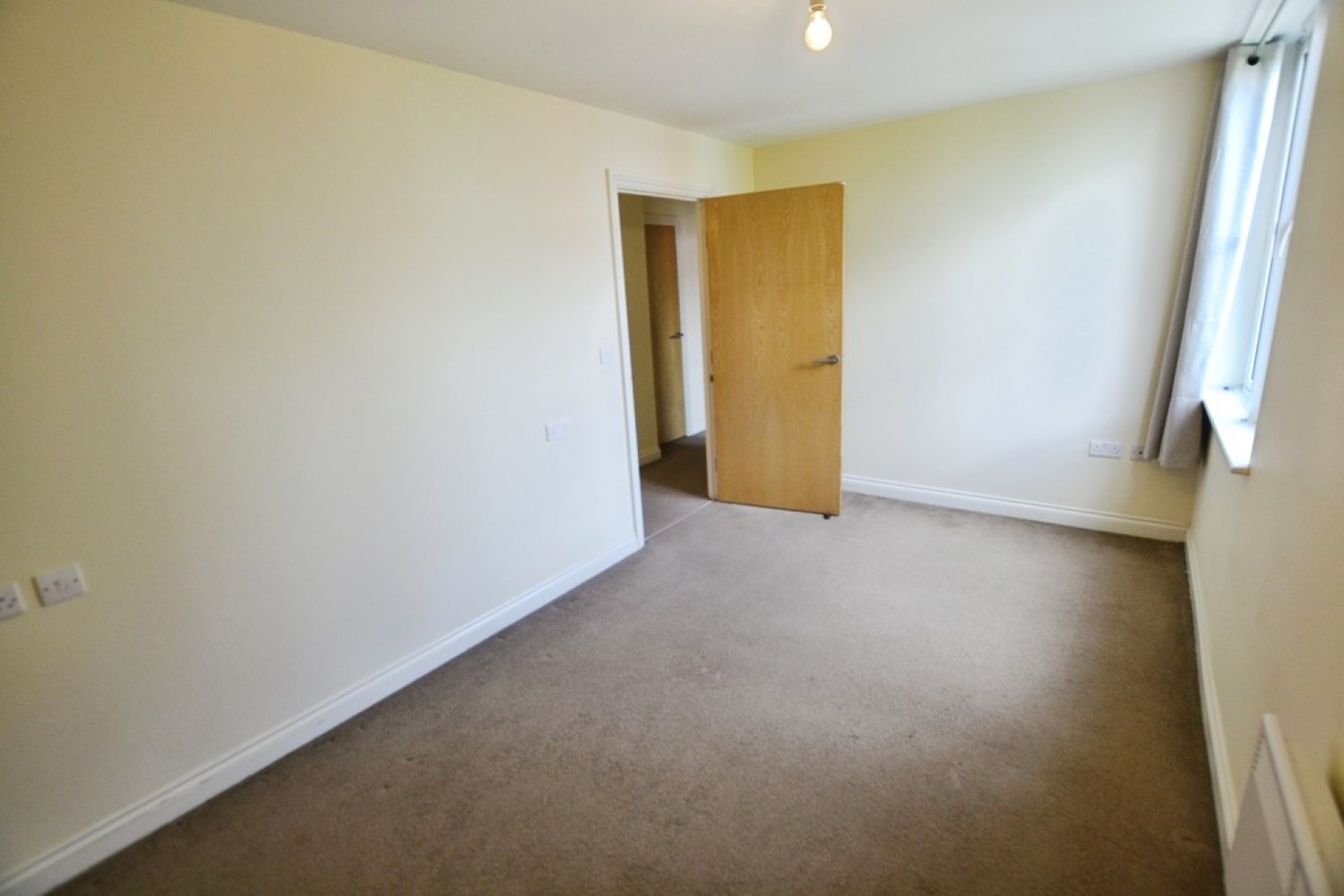 2 bedroom Flat for Sale Watkin Road, Freemens Meadow, Leicester