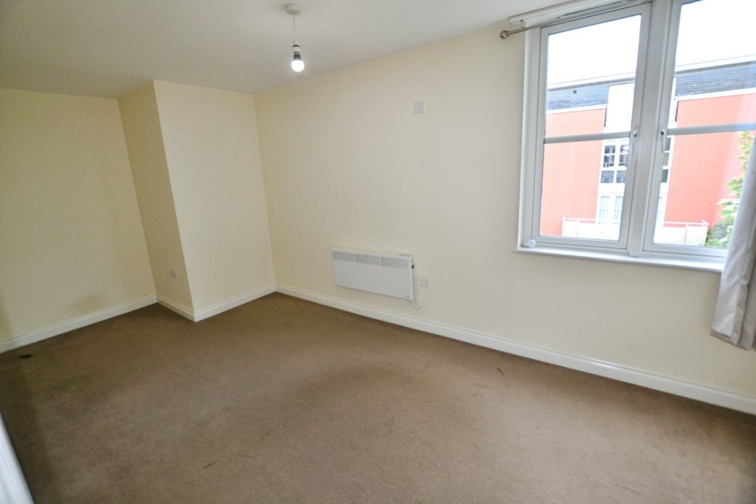 2 bedroom Flat for Sale Watkin Road, Freemens Meadow, Leicester