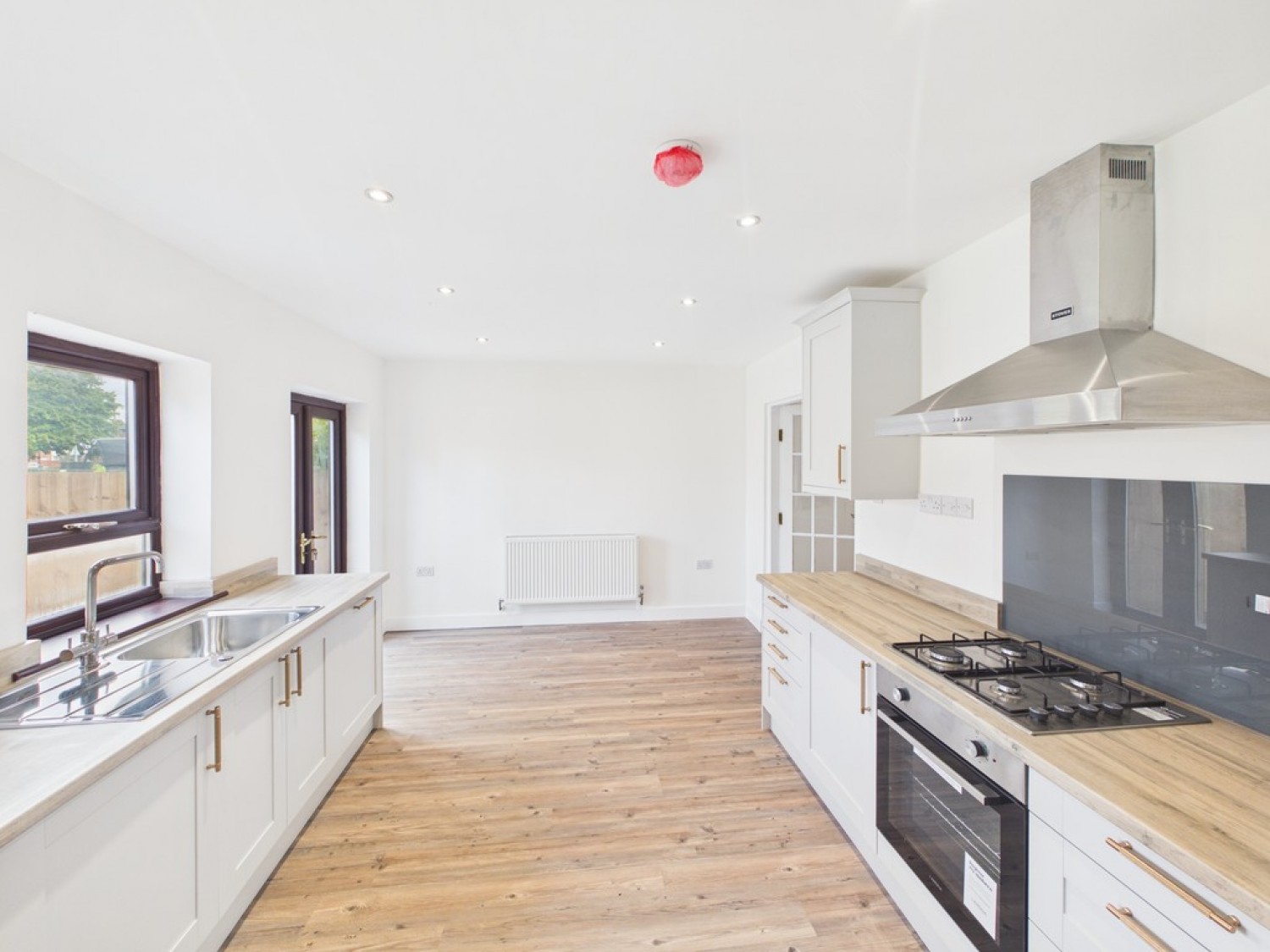 4 bedroom House for Sale Narborough Road South, Leicester