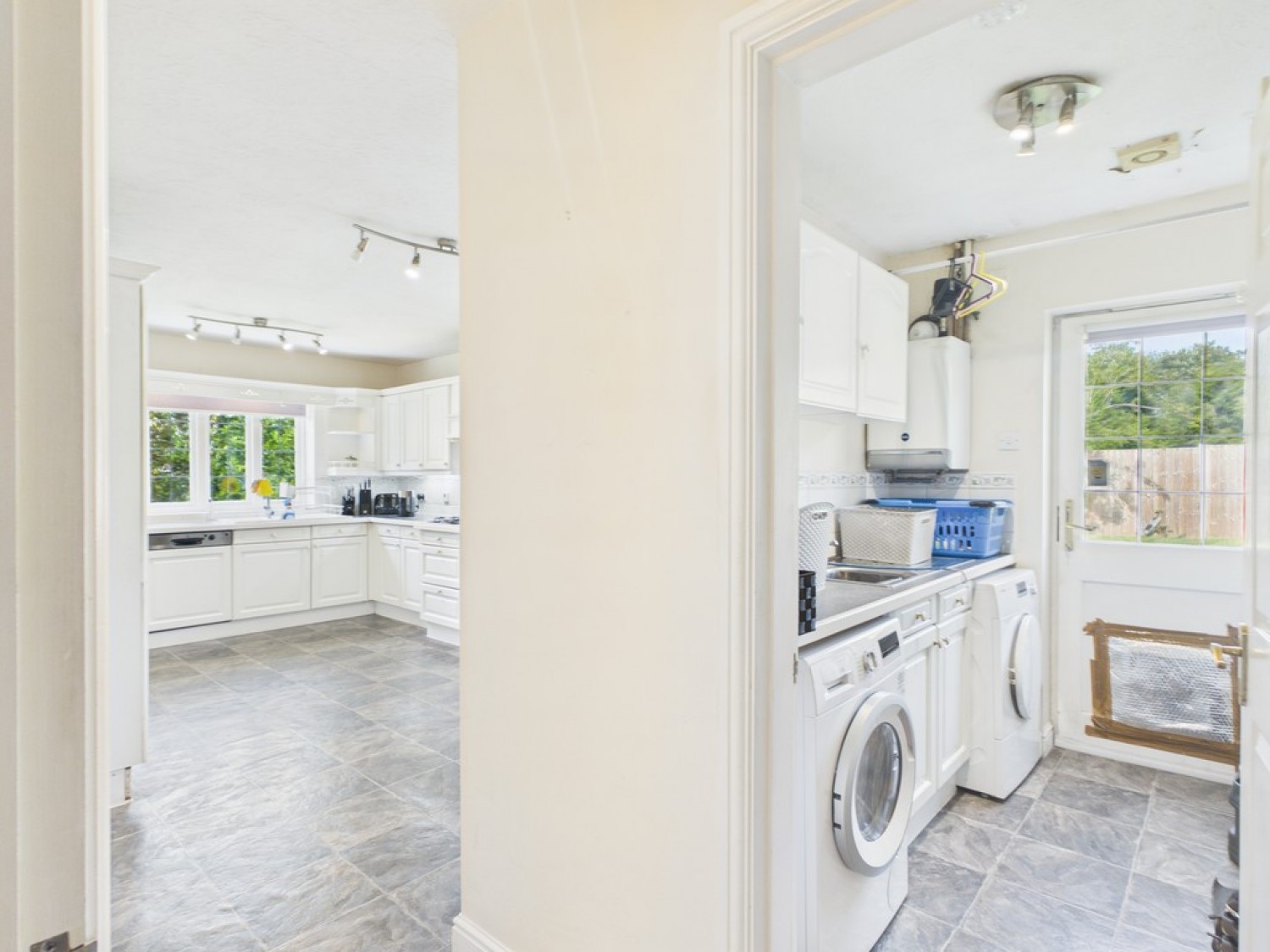4 bedroom House for Sale The Quickthorns, Oadby, Leicester