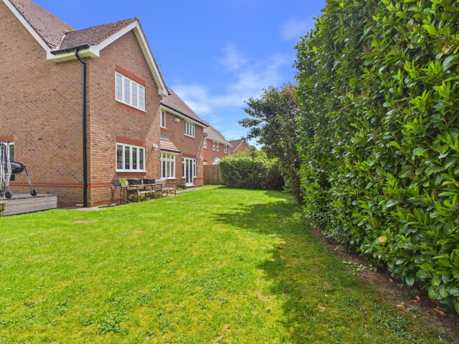4 bedroom House for Sale The Quickthorns, Oadby, Leicester
