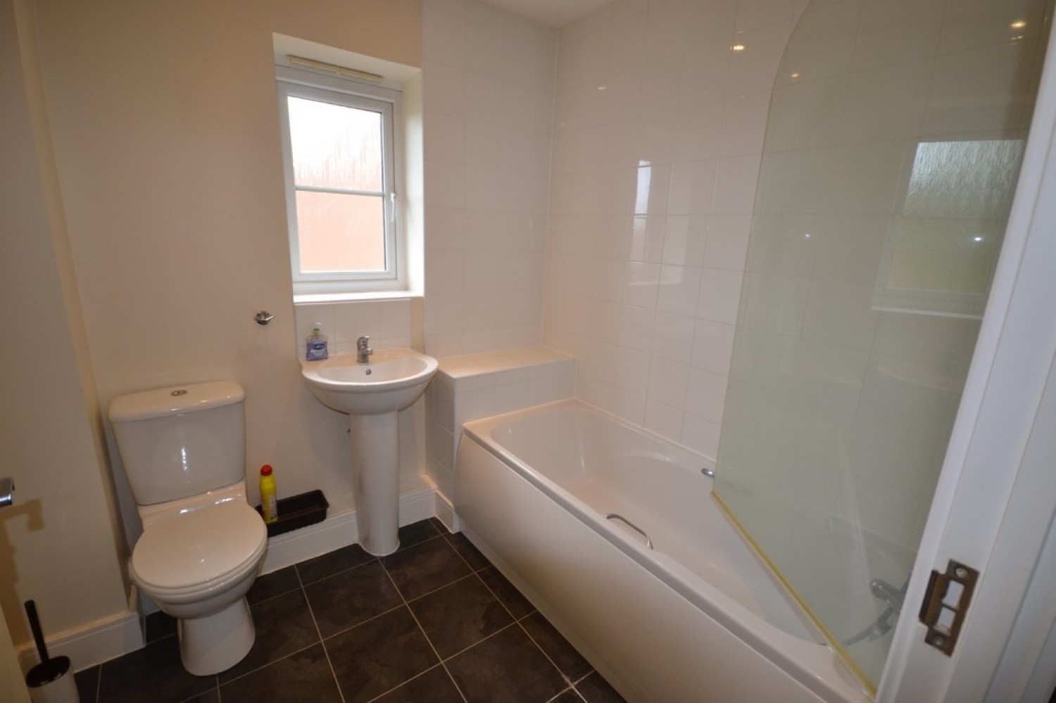 2 bedroom Flat for Sale Stillington Cresent , Hamilton, Leicester