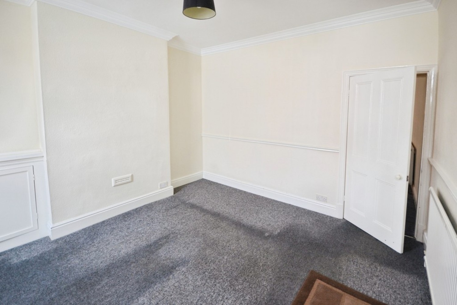 2 bedroom House for Letting Haddenham Road, Leicester