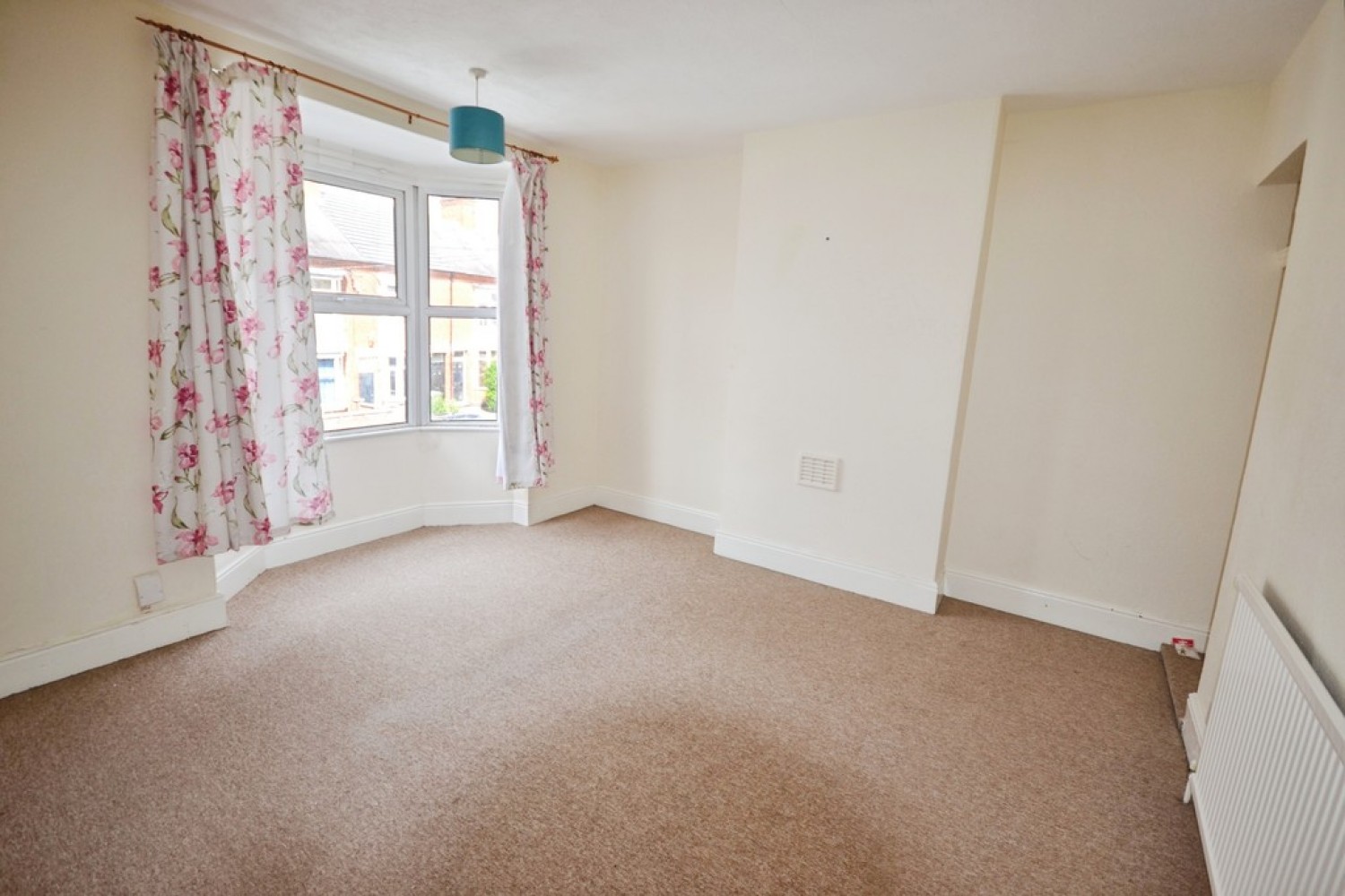 2 bedroom House for Letting Haddenham Road, Leicester