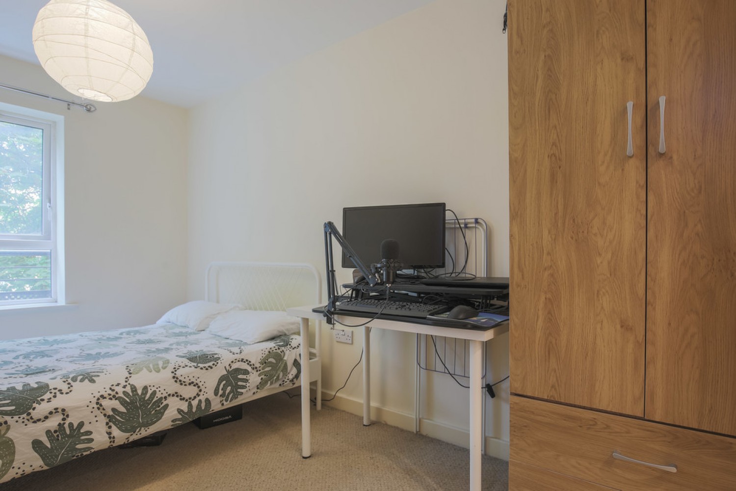 2 bedroom Flat for Letting Lanadron Close, Isleworth
