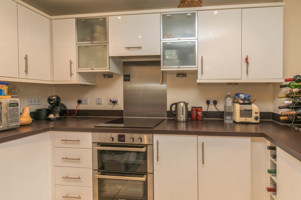 Lanadron Close, Isleworth