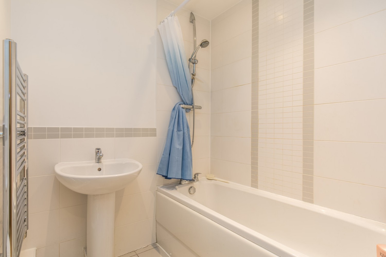 2 bedroom Flat for Letting Lanadron Close, Isleworth