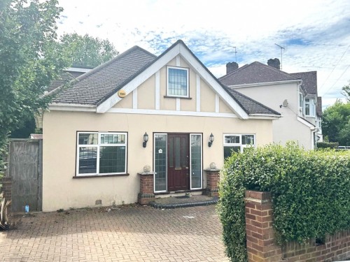 Ellerman Avenue, Whitton