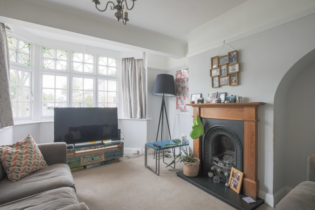 Lincoln Avenue, Twickenham