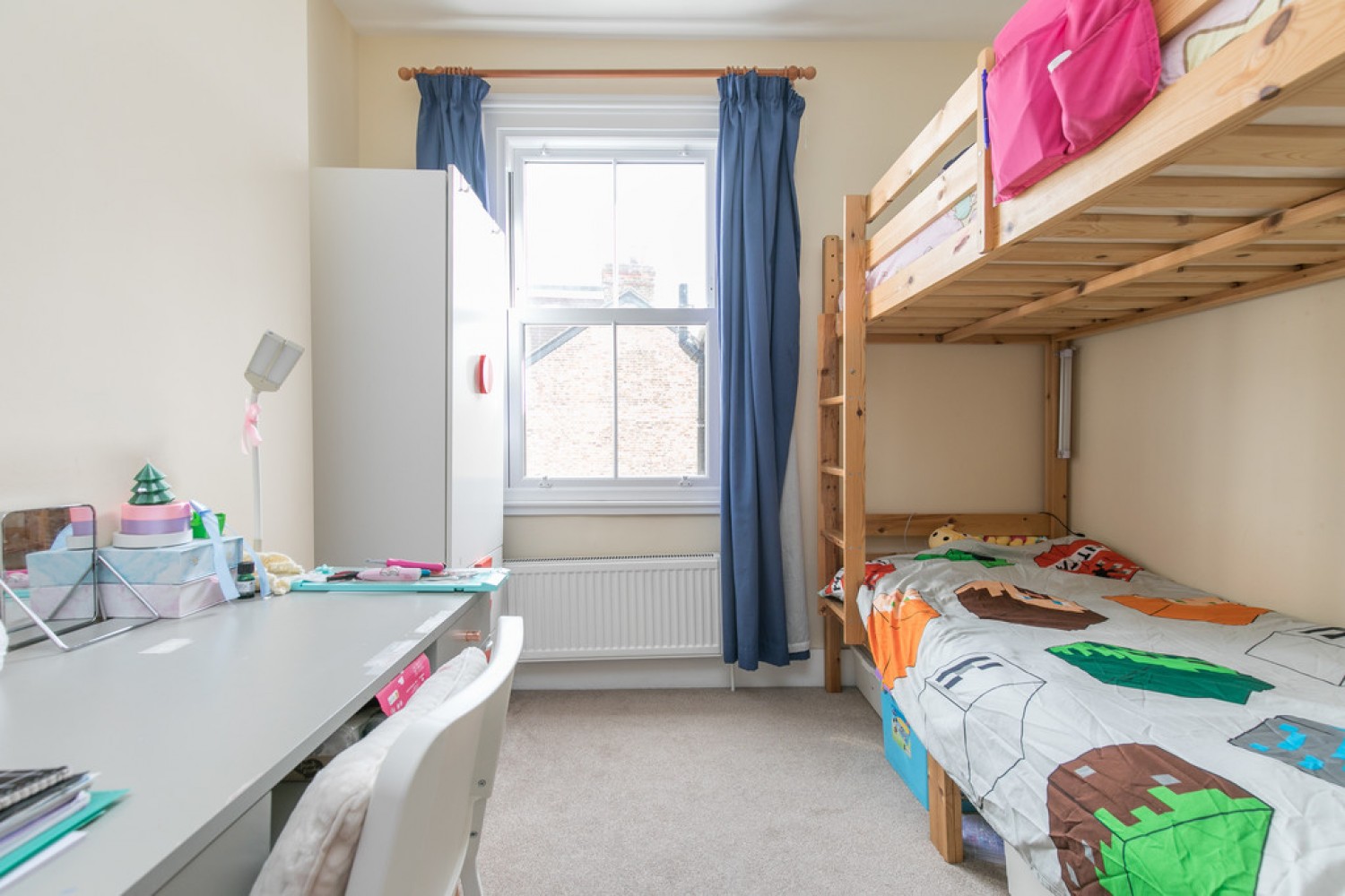 2 bedroom House for Letting Staines Road