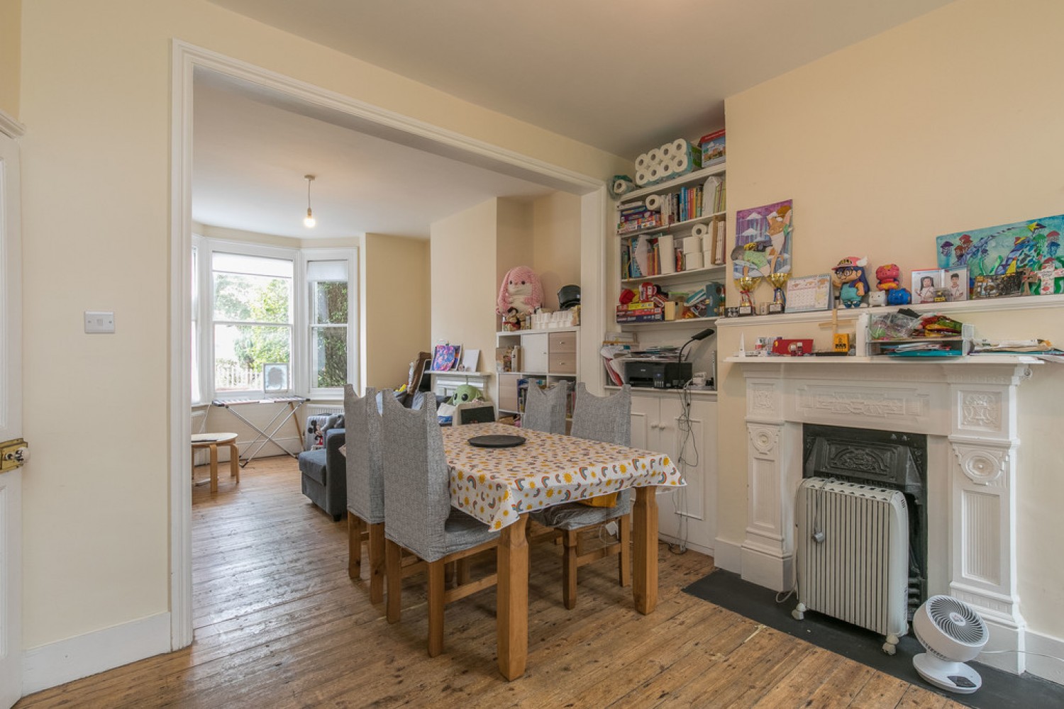 2 bedroom House for Letting Staines Road