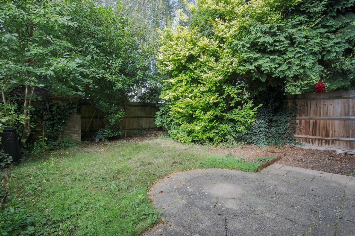 2 bedroom Flat for Letting Ivybridge Close, Twickenham