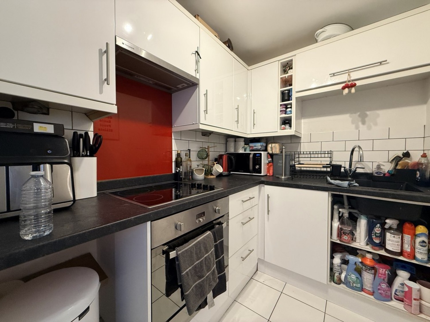 Varsity Drive, Twickenham