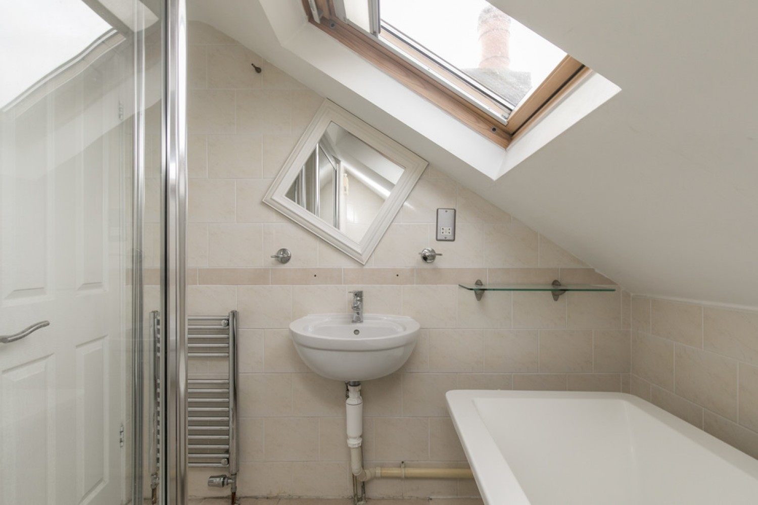 1 bedroom Flat in Nelson Road, Whitton