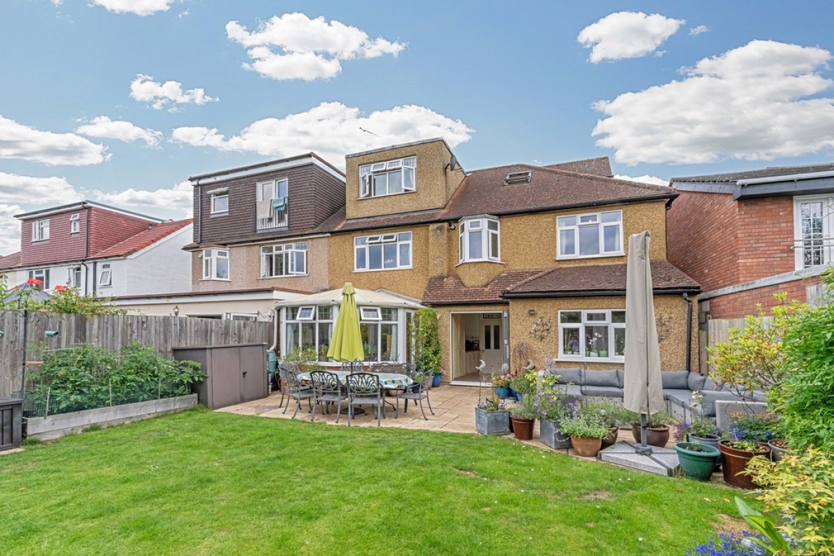 Runnymede Close, Whitton, Twickenham