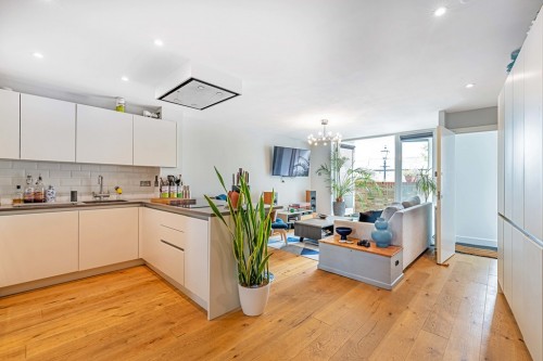 Flood Lane, Twickenham