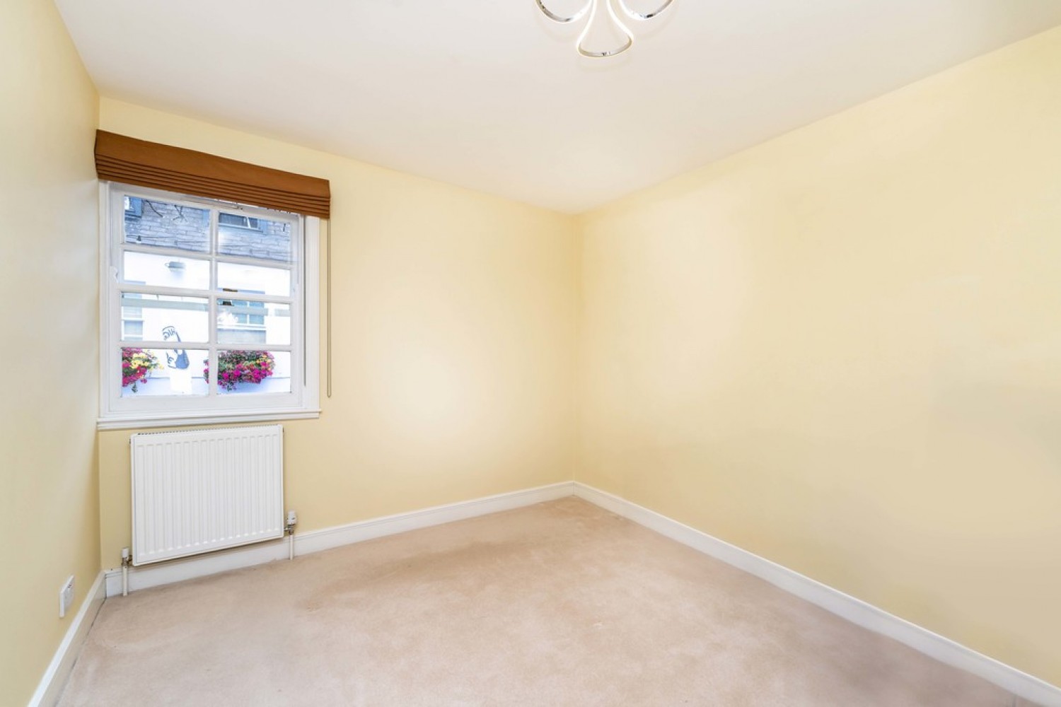 2 bedroom Flat for Letting Flood Lane, Twickenham