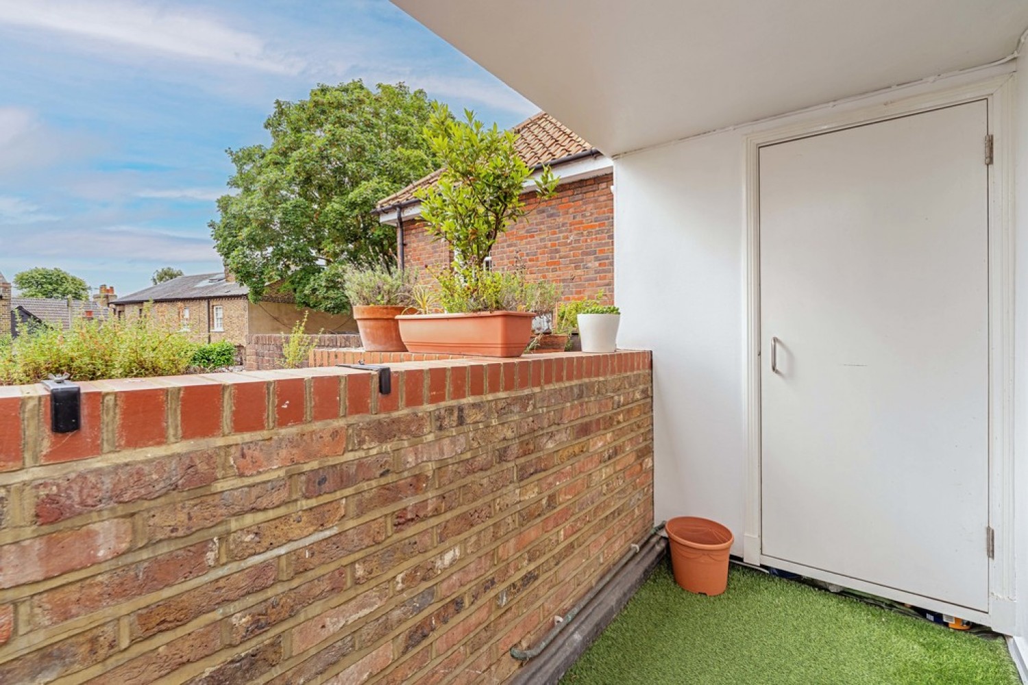 2 bedroom Flat for Letting Flood Lane, Twickenham