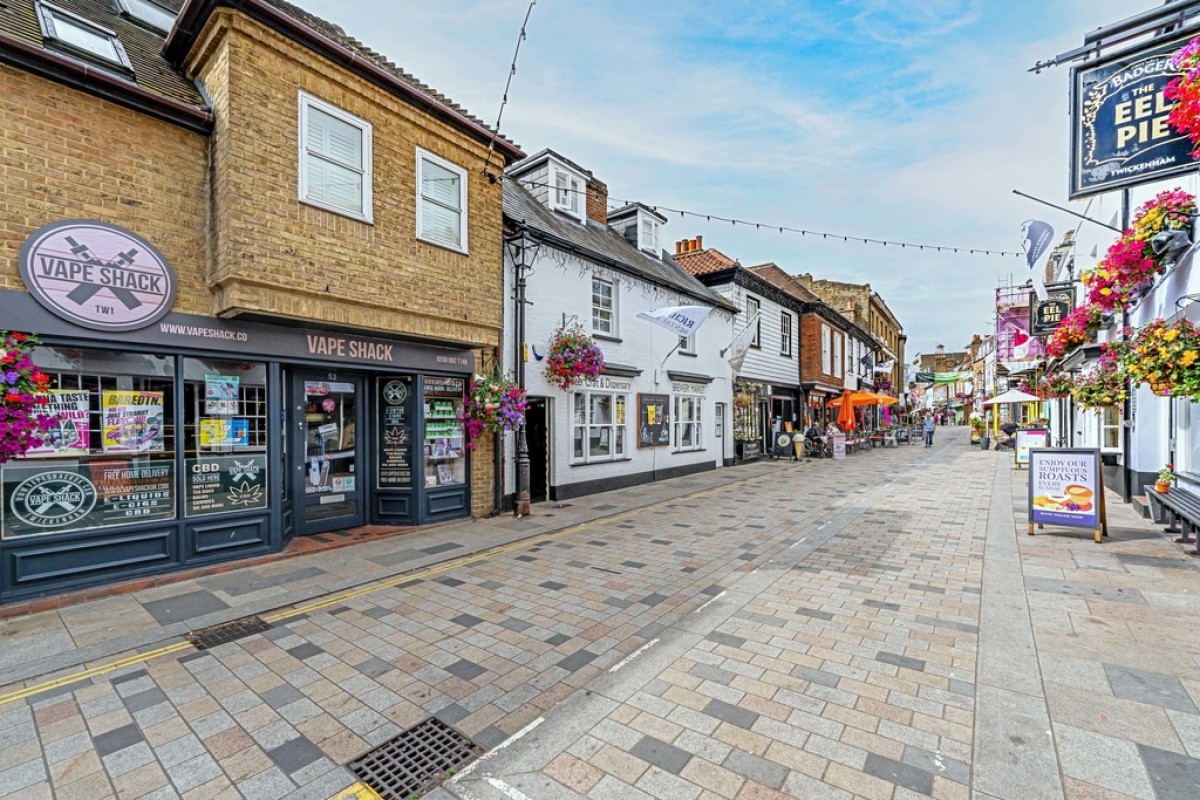 Flood Lane, Twickenham
