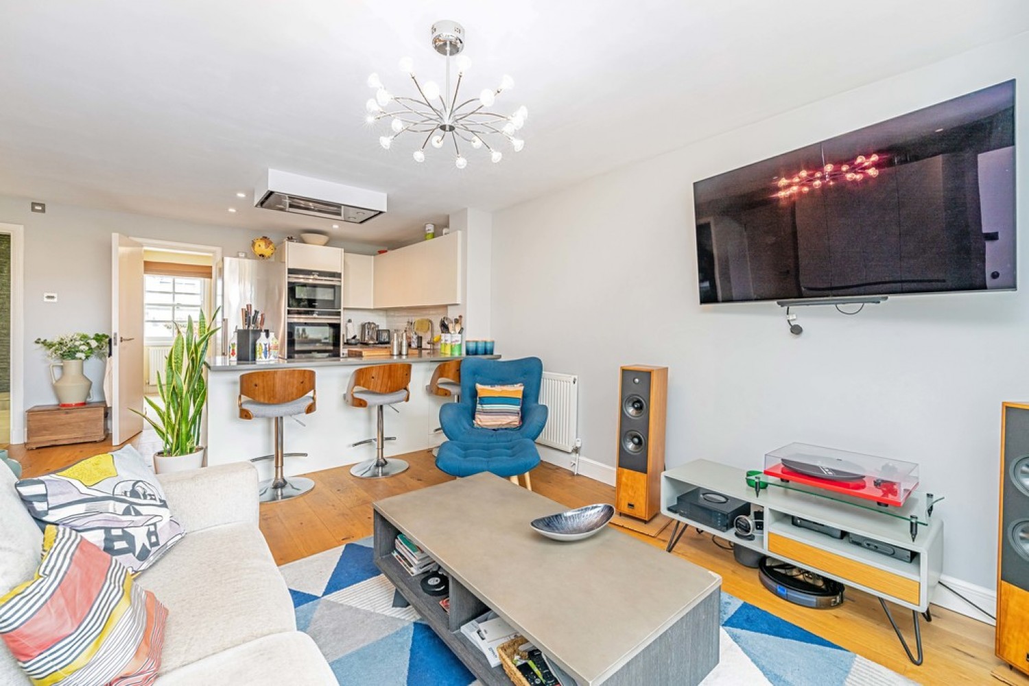 2 bedroom Flat for Letting Flood Lane, Twickenham