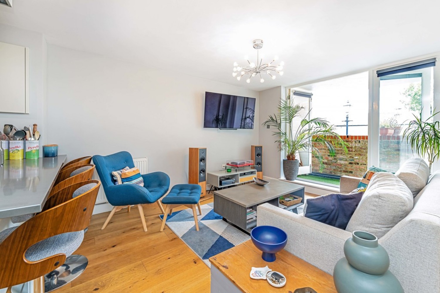 2 bedroom Flat for Letting Flood Lane, Twickenham