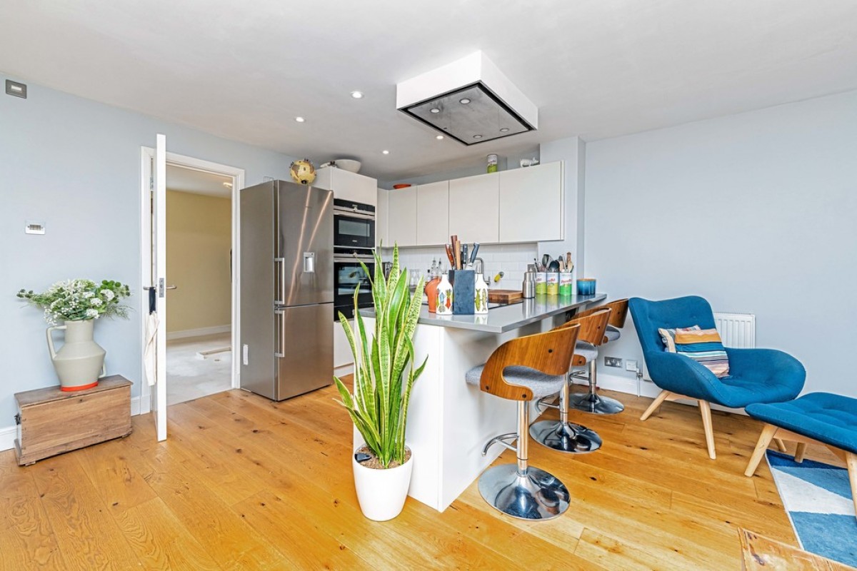 Flood Lane, Twickenham