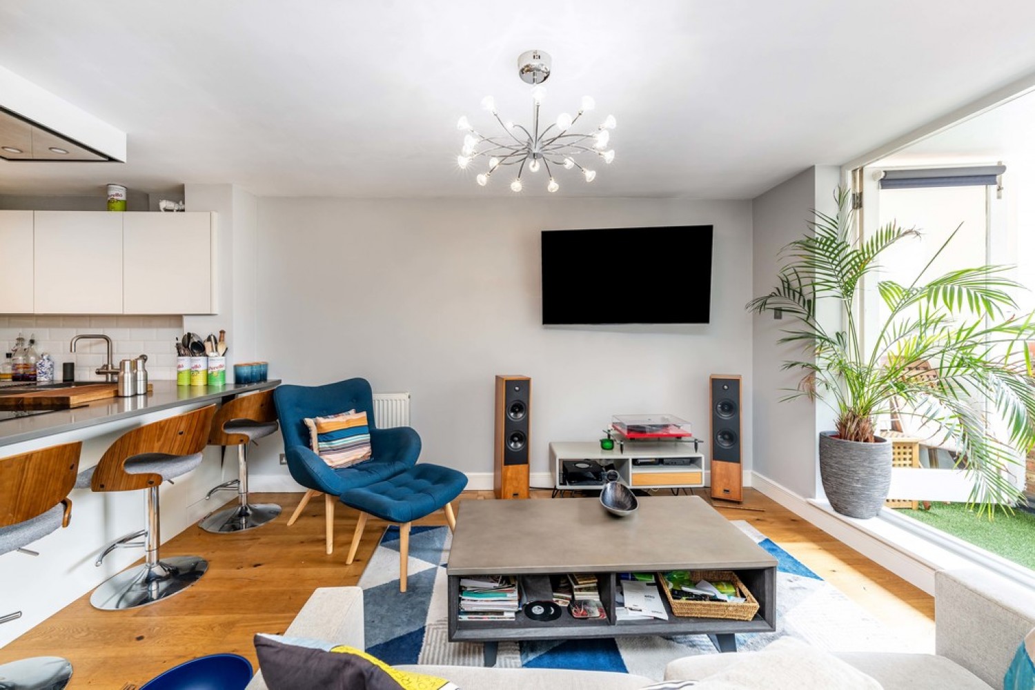 2 bedroom Flat for Letting Flood Lane, Twickenham