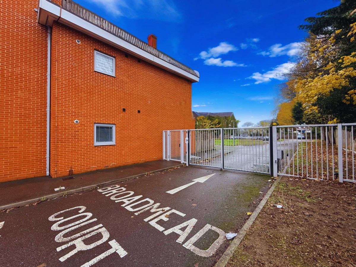 Broadmead Court, Hillingdon