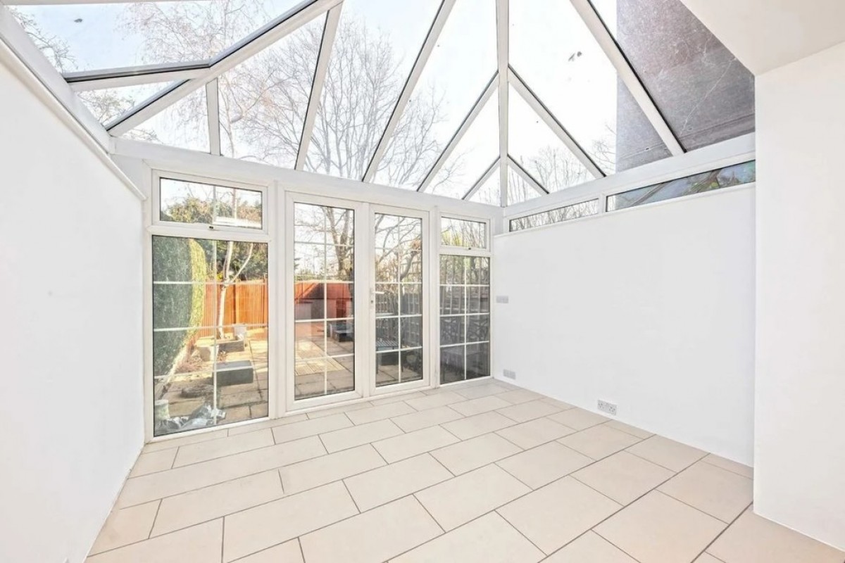 Park Crescent, Twickenham