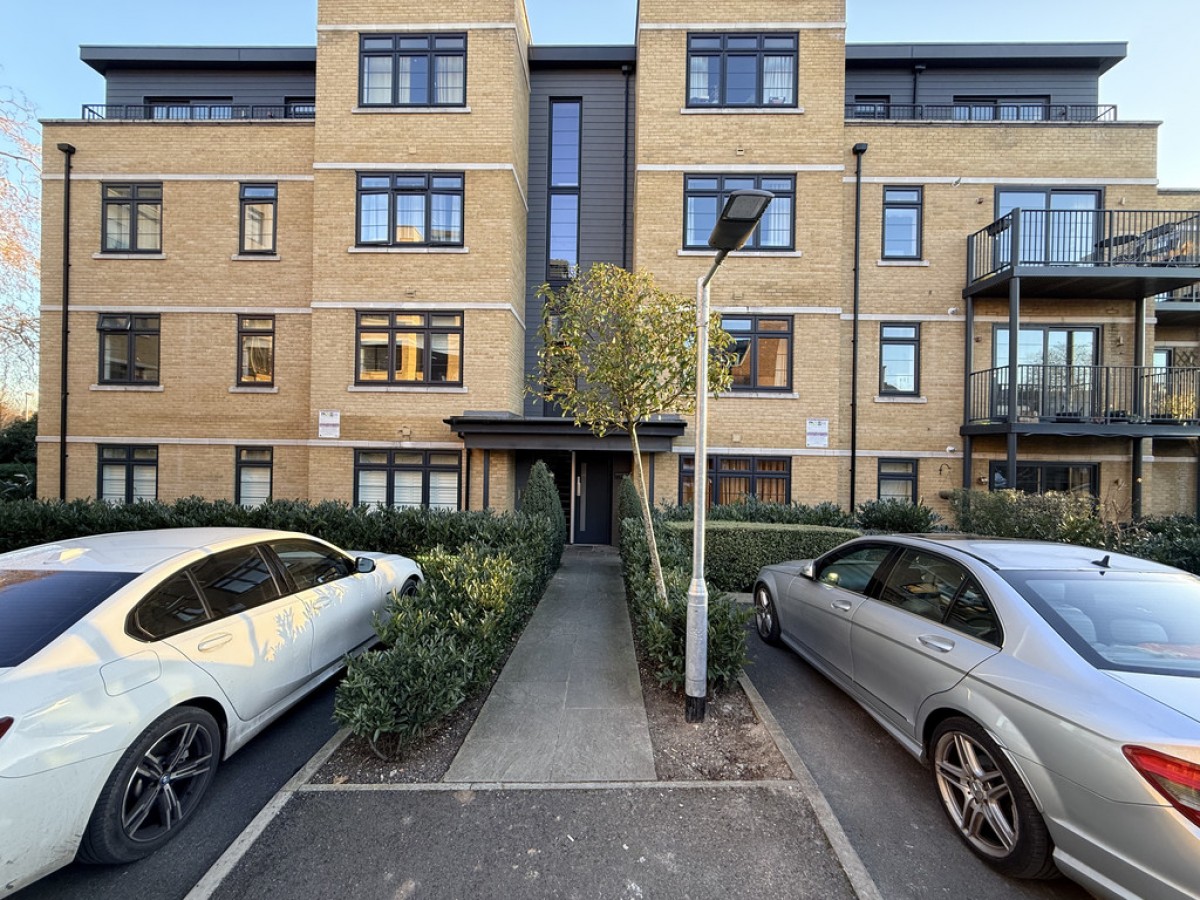 Samuelson Place, Isleworth, Hounslow