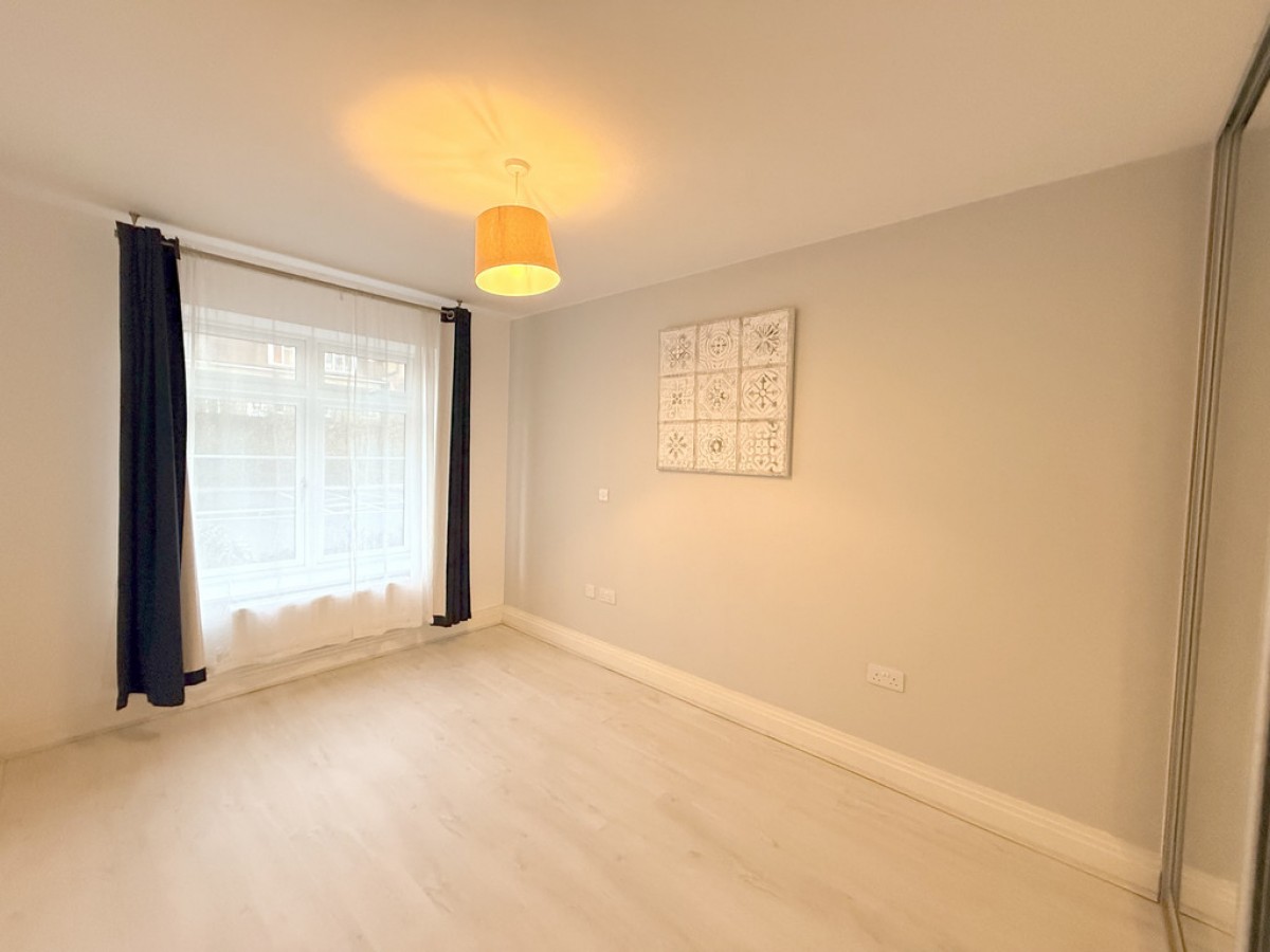 Samuelson Place, Isleworth, Hounslow