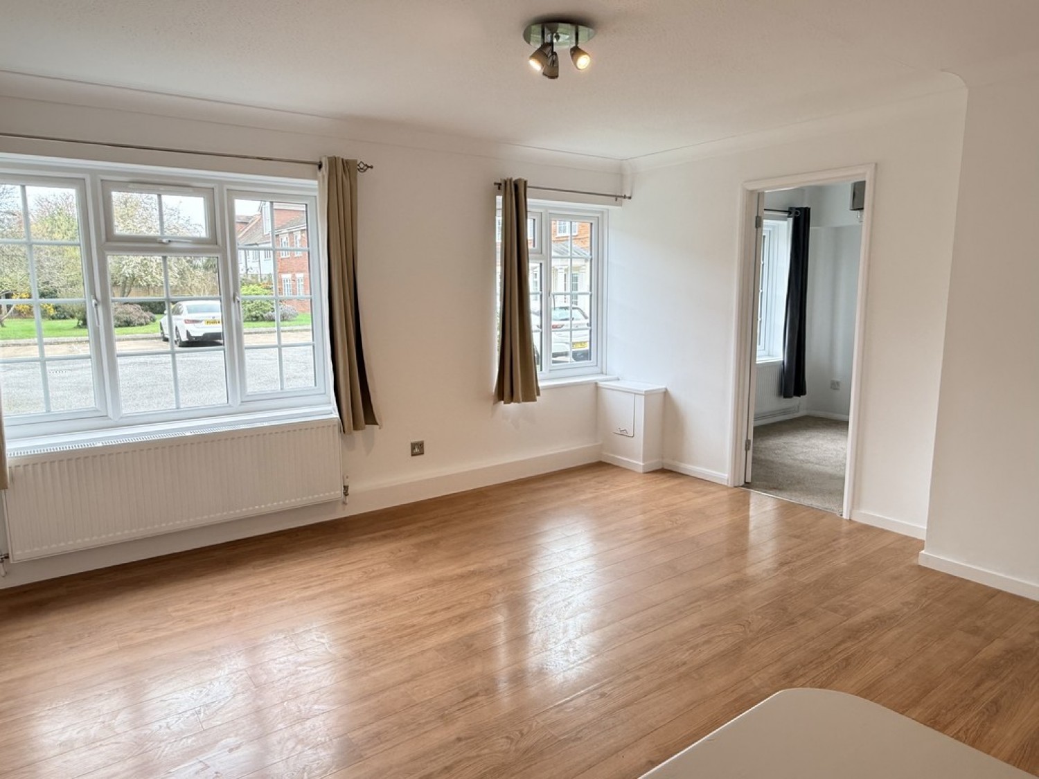 1 bedroom Flat for Sale Abbotsmede Close, Strawberry Hill