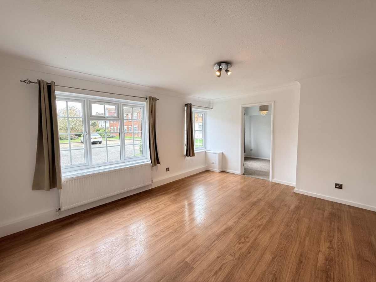 Abbotsmede Close, Strawberry Hill