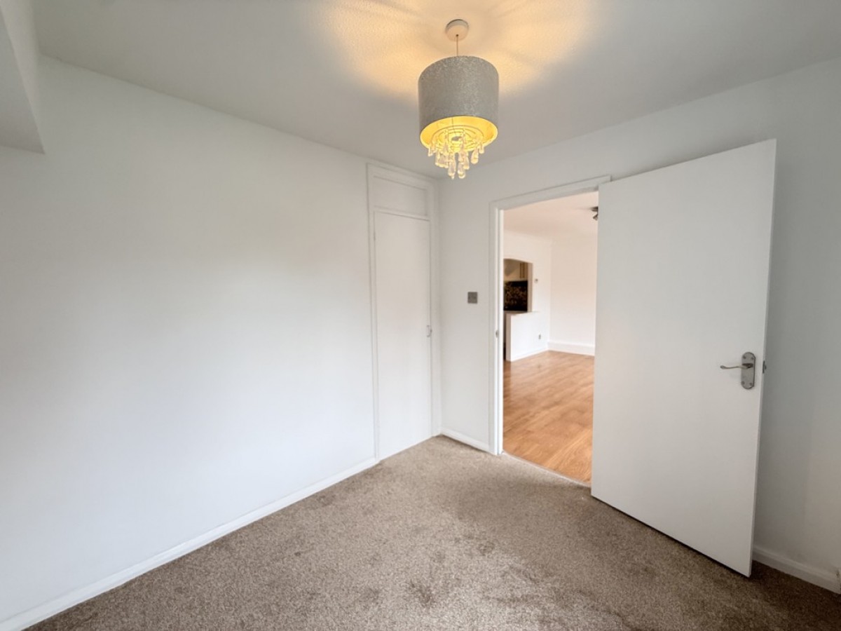 Abbotsmede Close, Strawberry Hill