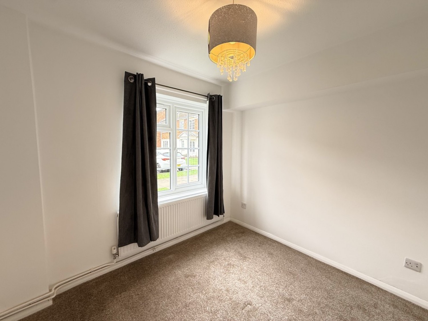 1 bedroom Flat for Sale Abbotsmede Close, Strawberry Hill