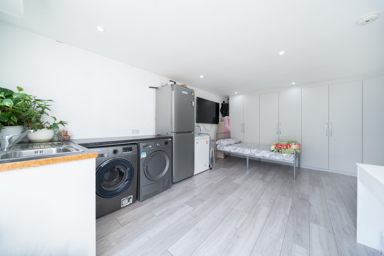 3 bedroom House for Letting Milner Drive