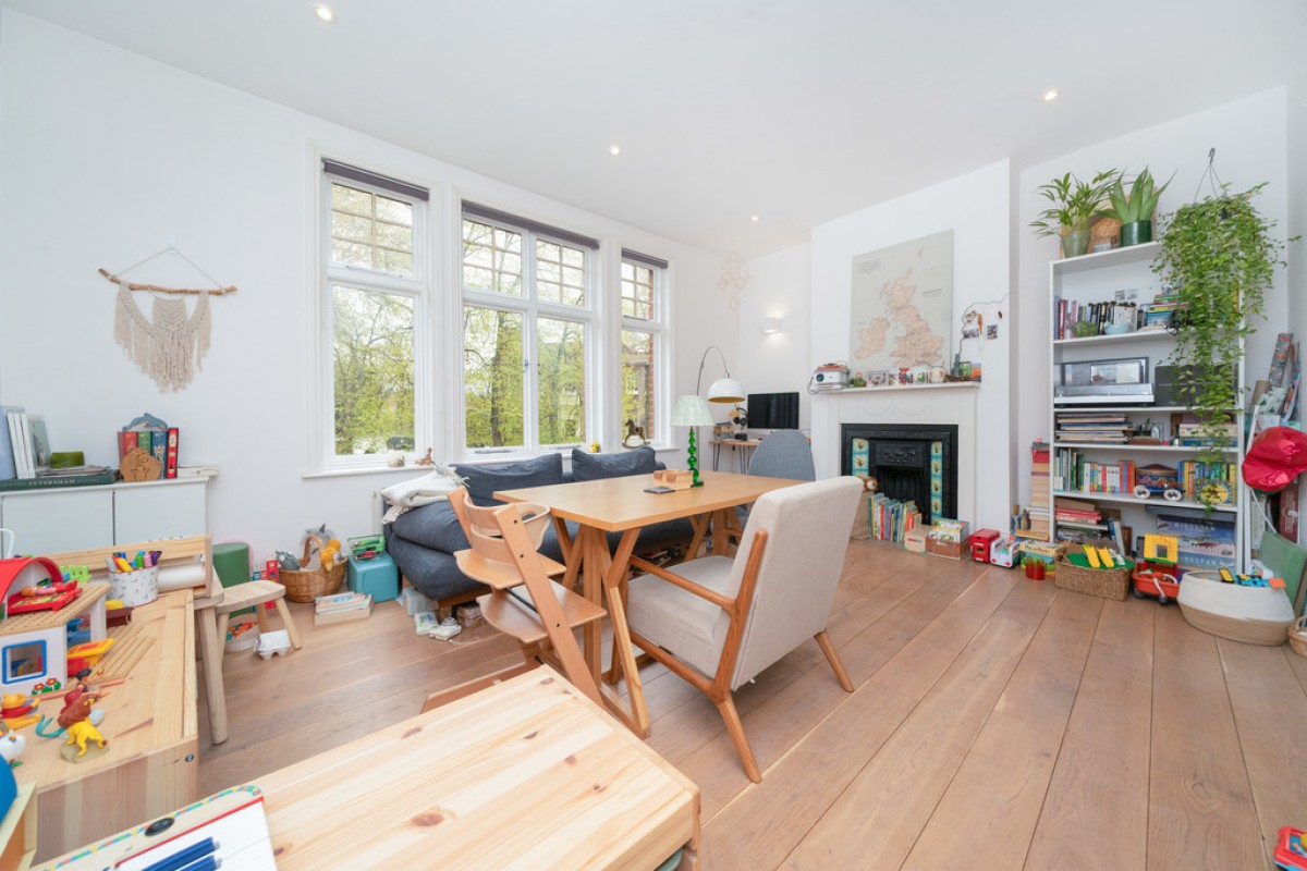 Whitton Road, TW1 1BJ