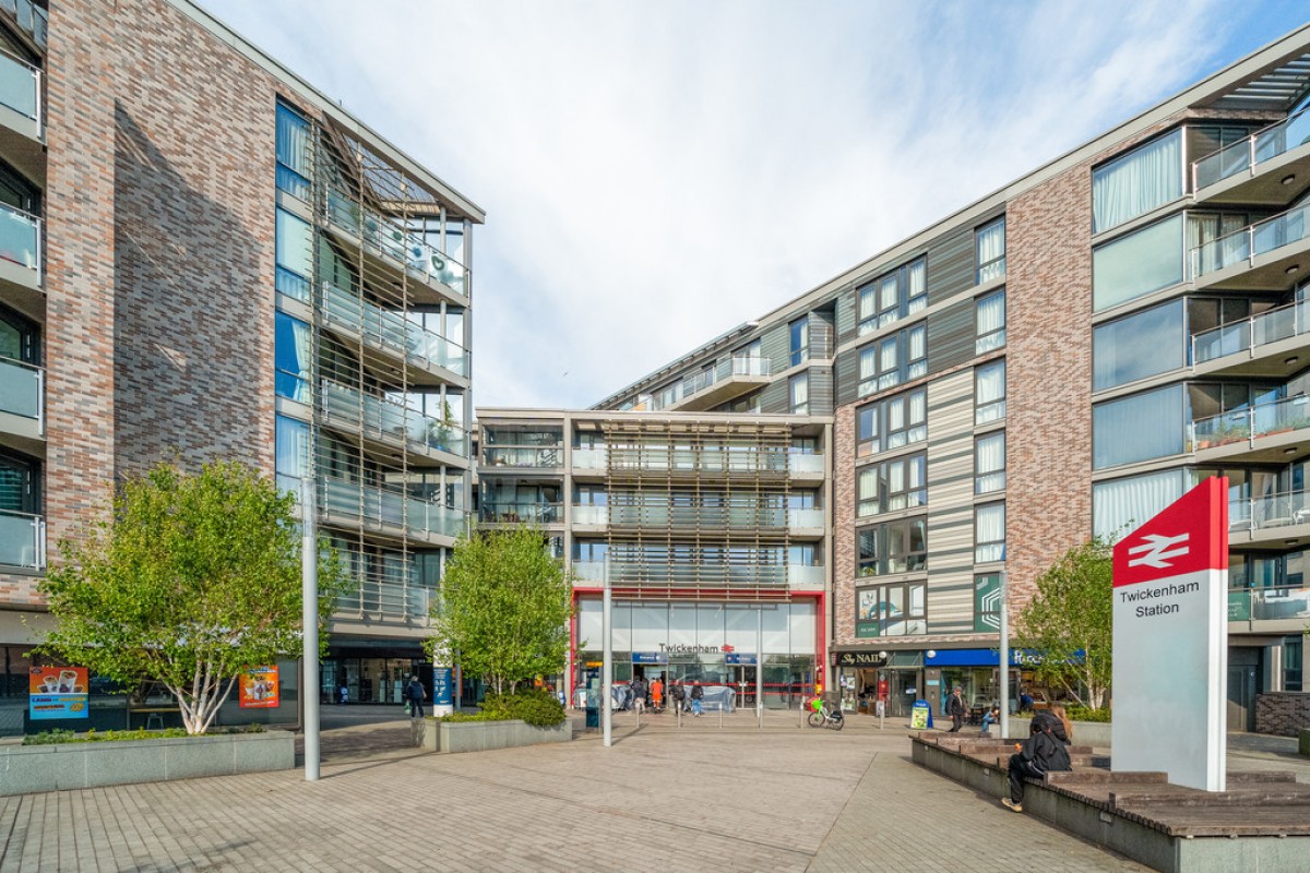 Overbridge House