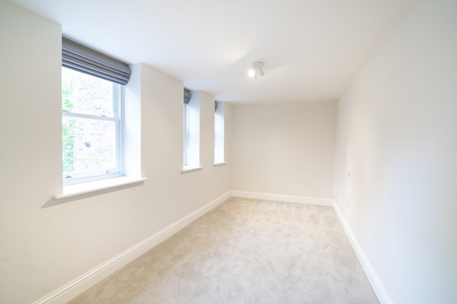 2 bedroom Flat for Letting Harley House