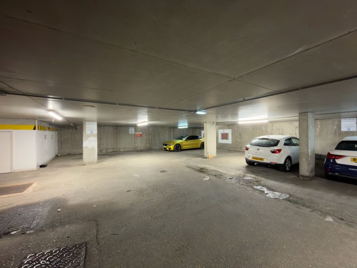 Regatta Point, Manilla Street, Canary Wharf