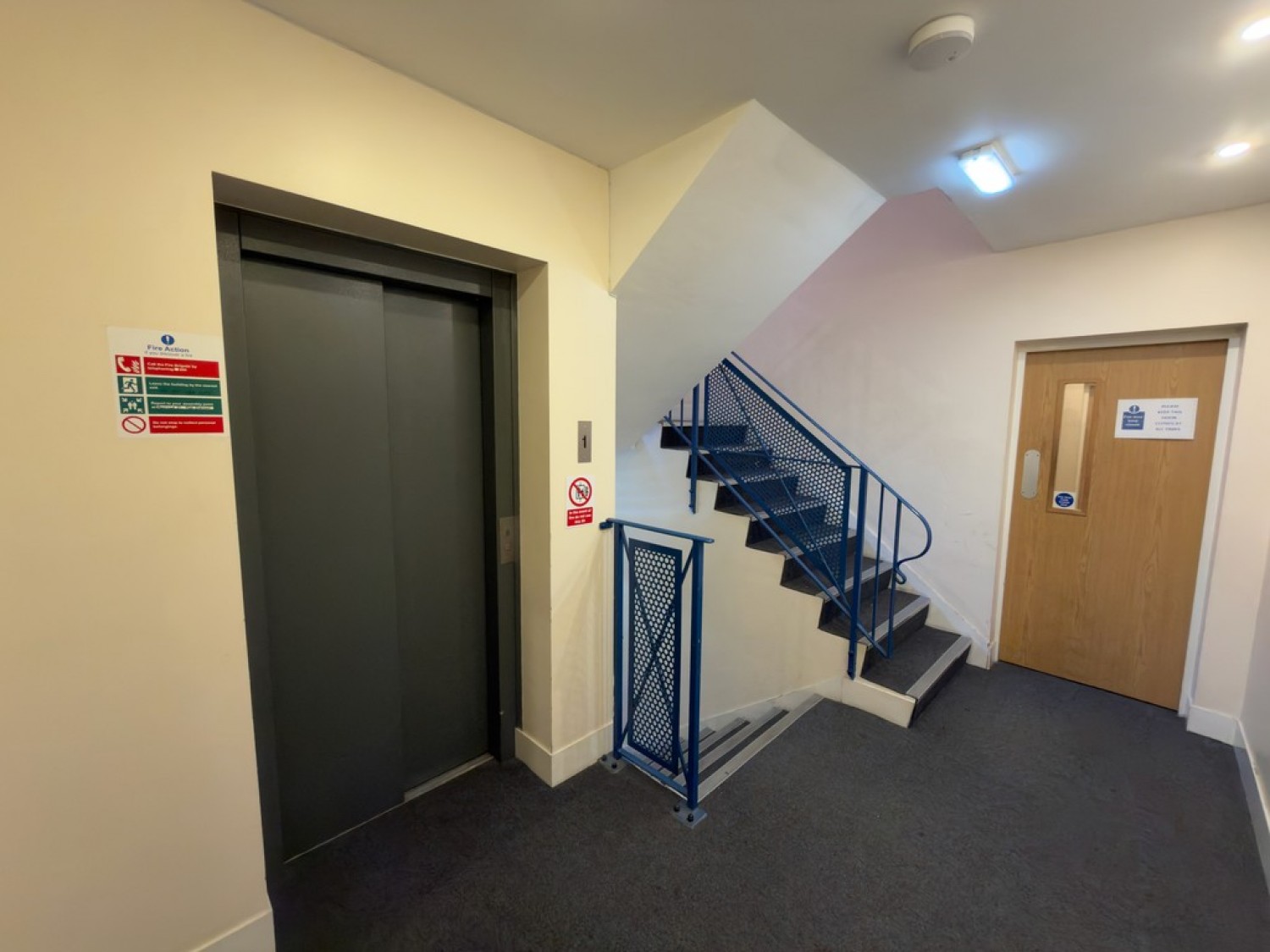 1 bedroom Flat for Letting Regatta Point, Manilla Street, Canary Wharf