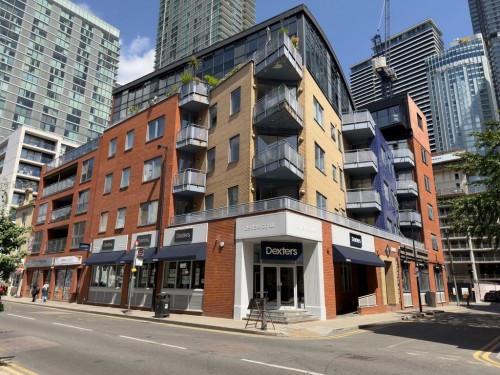 Flat 6 Regatta Point, 1 Manilla Street, Canary Wharf, E14 8JZ