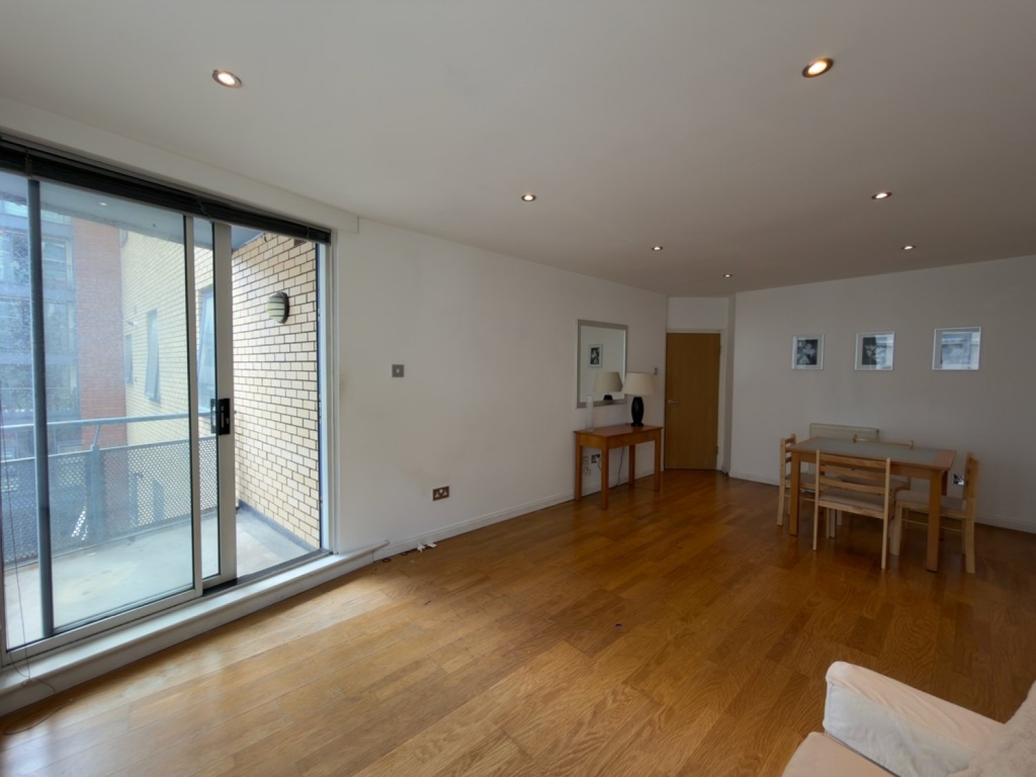 1 bedroom Flat for Letting Regatta Point, Manilla Street, Canary Wharf