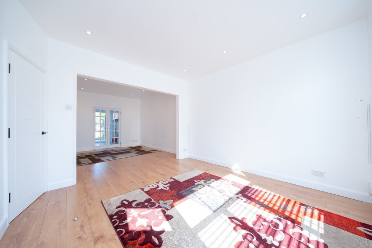 Heston Avenue, Hounslow